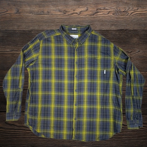 Lot of 2 Columbia Mens XXL Plaid Button Down Shirts Grey Green Regular Fit - Picture 2 of 14